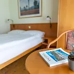La Perla Hotel