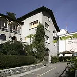 La Perla Hotel