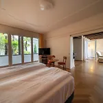 La Perla 3*
