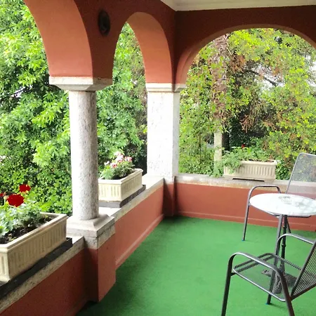 La Perla Hotel 3*